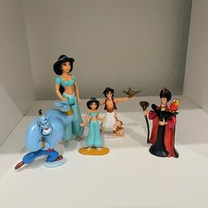 Vintage Disney Aladdin Character Figurine Toy Set 1992 Genie Jasmine collectible
